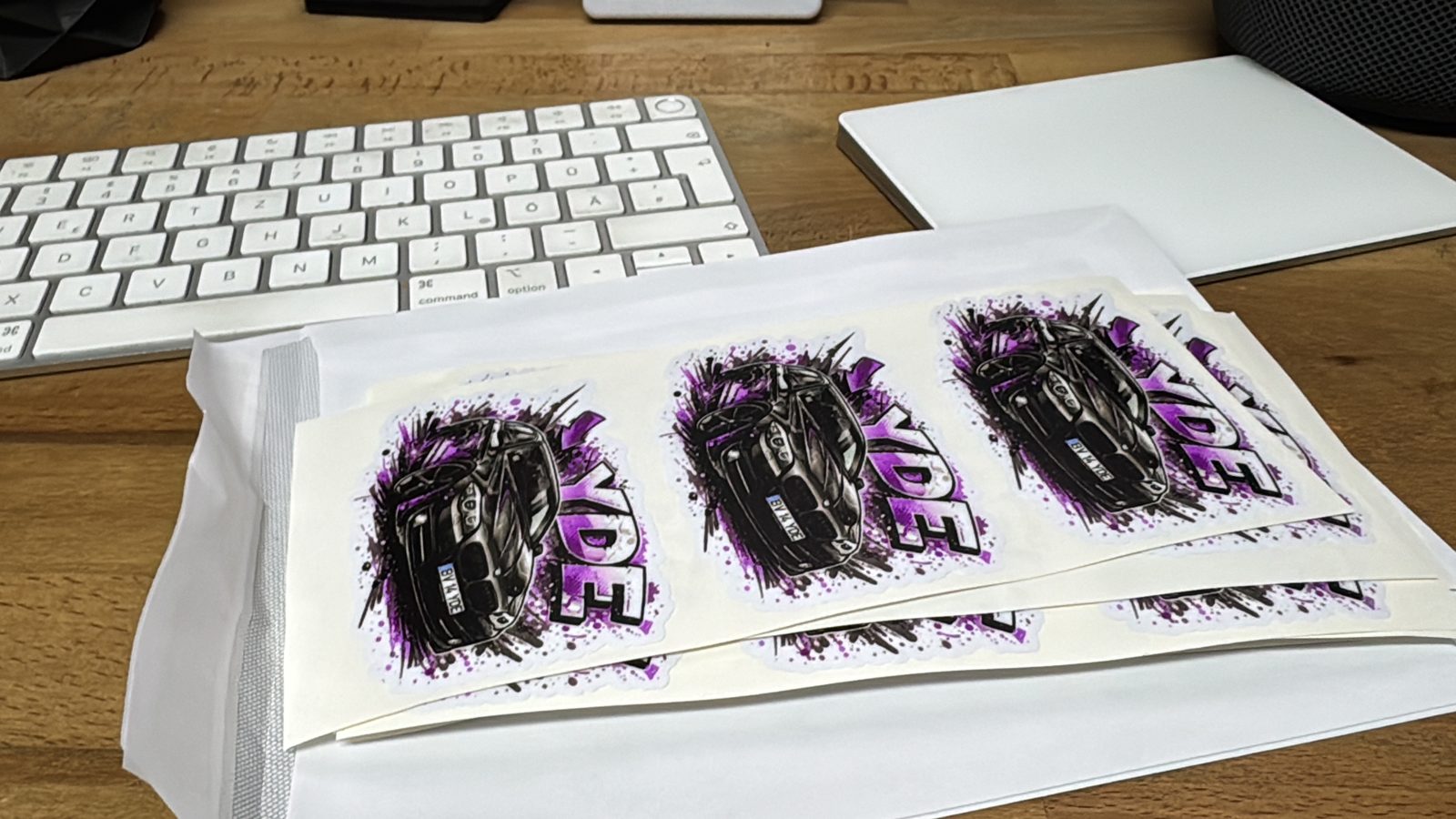 Stickere personalizate printate în București
